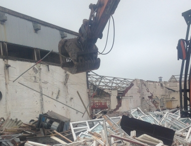 厂房拆除